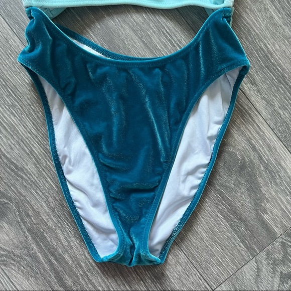 Pink Victoria’s Secret Two toned blue Velvet cutout one piece swim suit size S - Picture 7 of 13